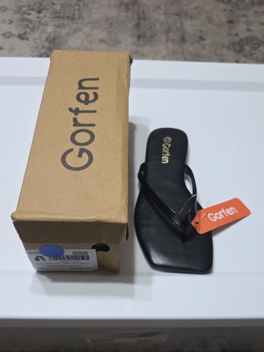 Women's Black Square-Toe Thong Sandal